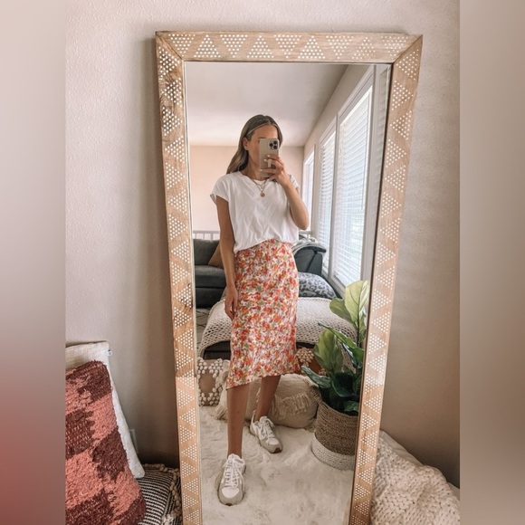 90s Vintage Floral Midi Skirt Size Small Made in the USA - Picture 10 of 10